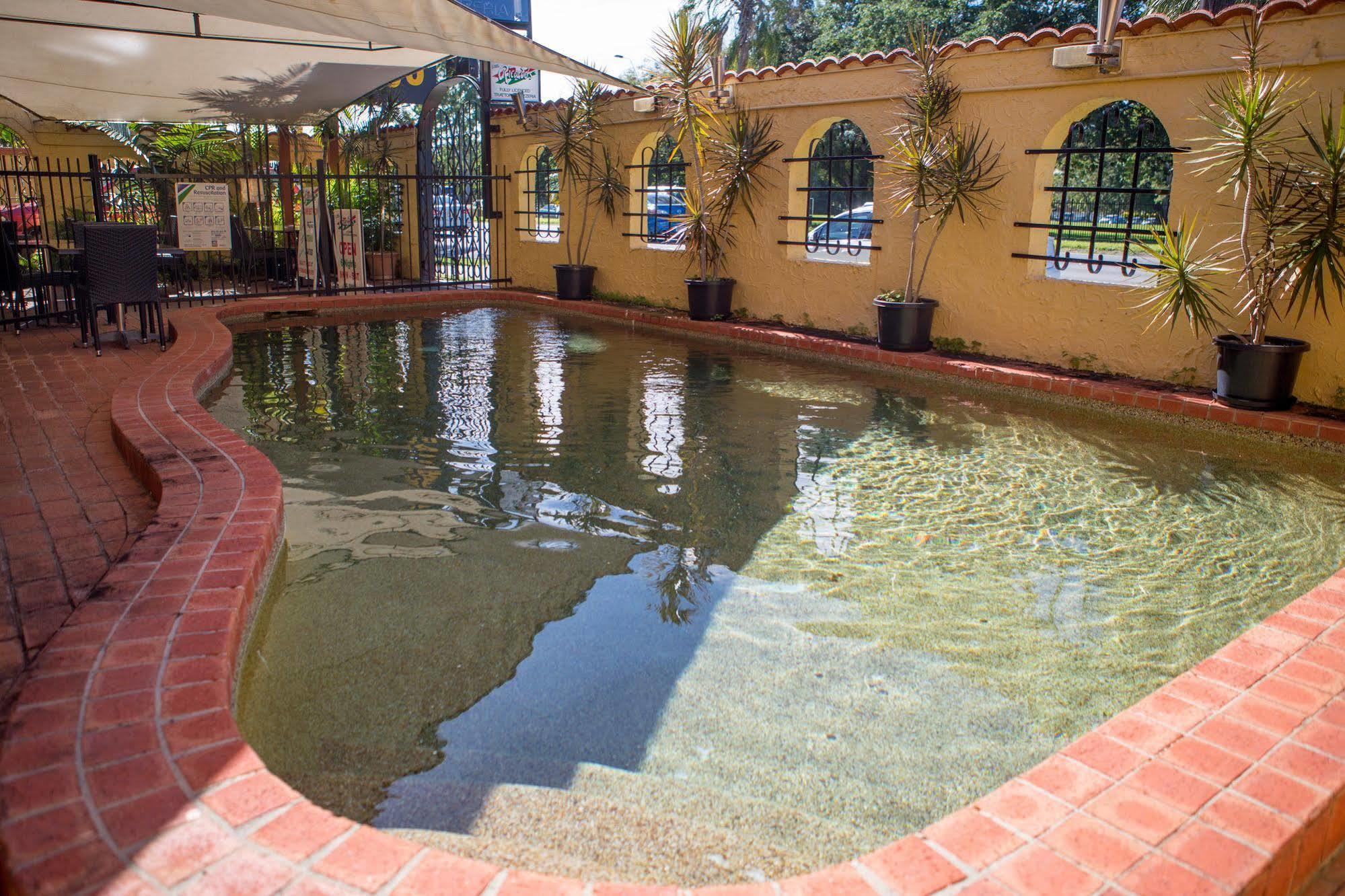 Adobe Motel Cairns Luaran gambar
